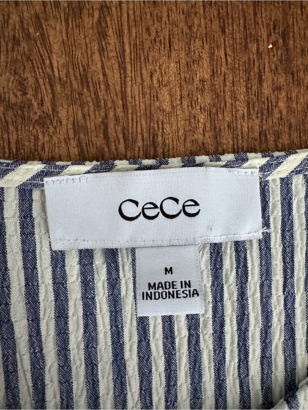 CeCe Blue & White Striped Bow Front Peplum Blouse Size M - Picture 2 of 3